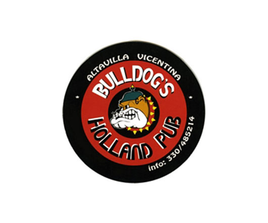BULLDOG'S HOLLAND PUB